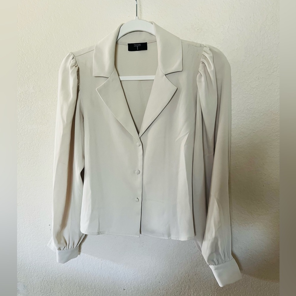 Tahari Ivory Notched-Collar Puff-Sleeve Blouse
